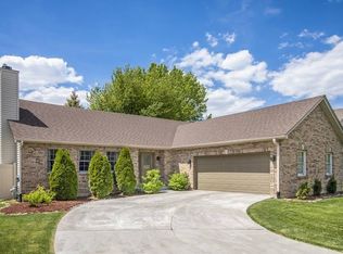 1574 Limerick Dr, Aurora, IL 60505