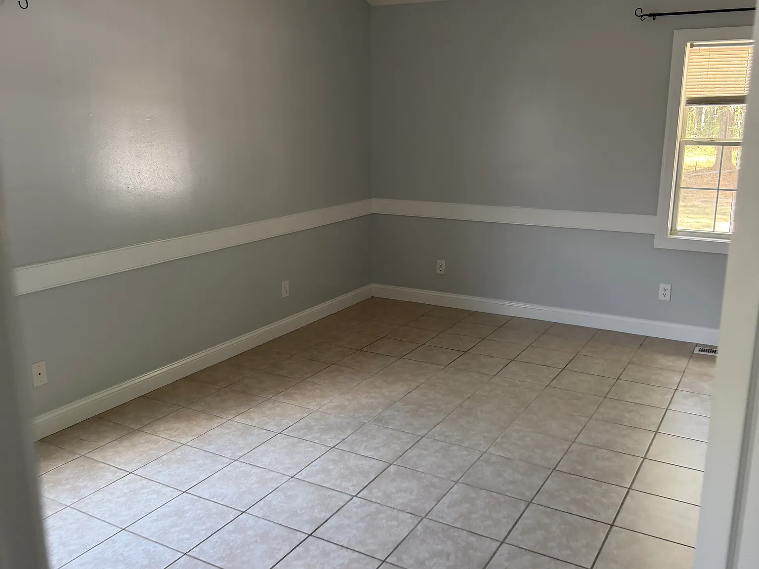 7177 Woodbridge — Photo 4