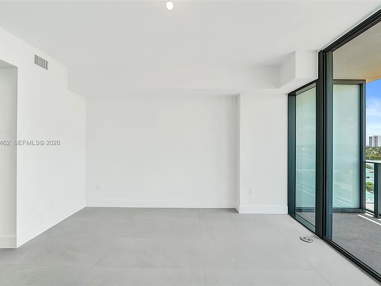1170 E Hallandale Beach Blvd #1111 — Photo 25
