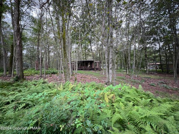 30 Blue Sky Path, Gouldsboro, PA 18424