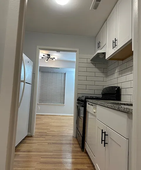 3100 S Manchester St #317 — Photo 9