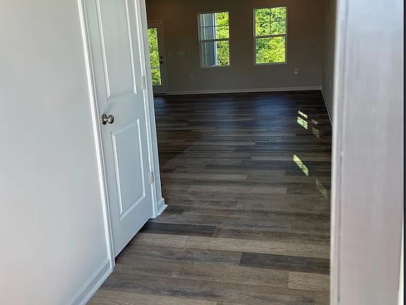 2nd image of 1825 Caen St