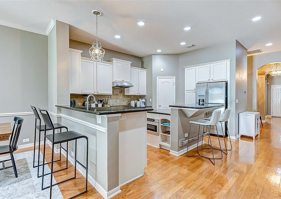1st image of 2614 Arbor Hill Ln