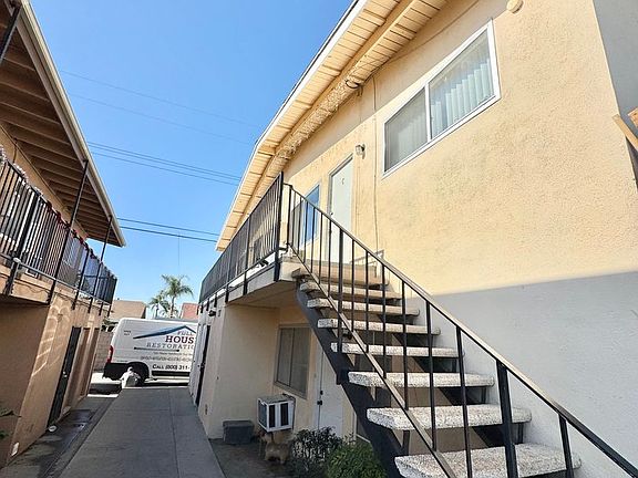 2nd image of 845 N Vineyard Ave