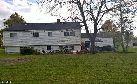 3rd image of 25485 Concord Dr