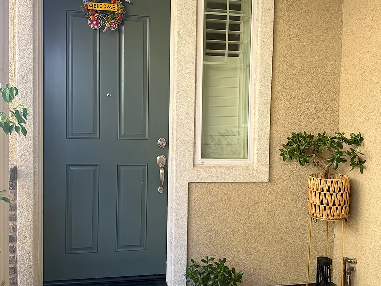 E Phelps Dr — Photo 1