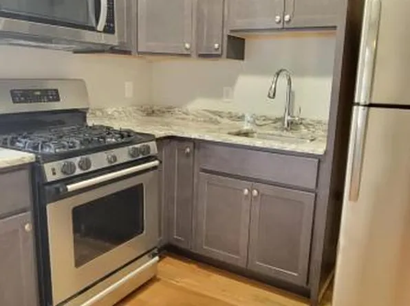 297-301 Flint St, Fall River, MA 02723