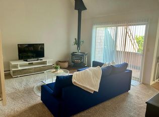 135 Oswego Smt, Lake Oswego, OR 97035