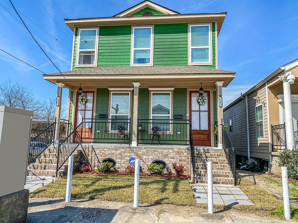 1st image of 1502 Desire St