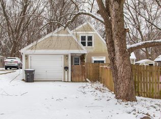 5912 Rutland Dr, Des Moines, IA 50311