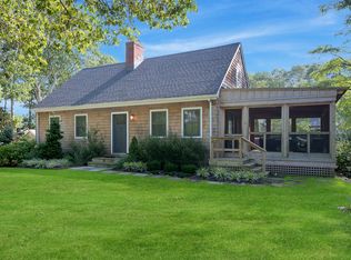 2 Fairline Dr, East Quogue, NY 11942