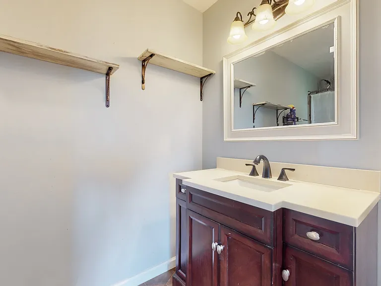 1504 Potter Dr — Photo 28