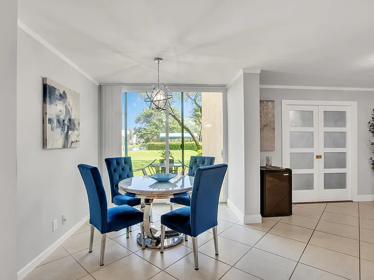 955 Egret Cir #104 — Photo 22