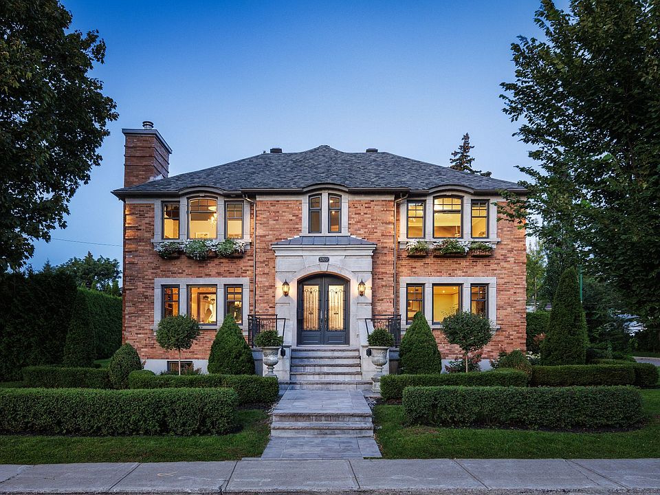 1st image of 1800 Boulevard Laird