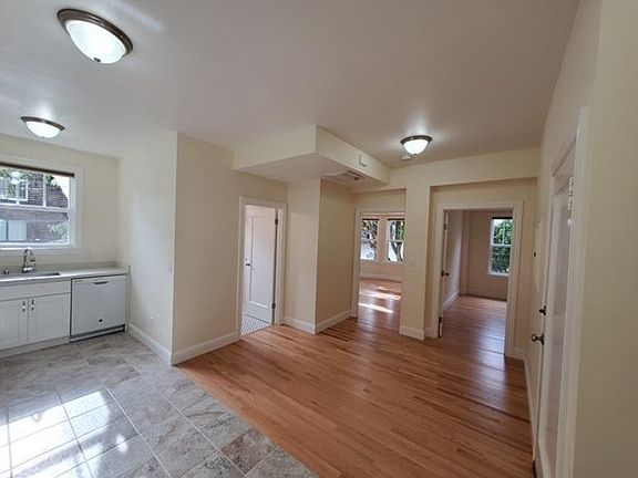 5th image of 700 Steiner St APT 202