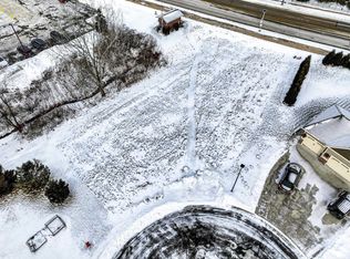 1438 Chesterfield Ct, Menasha, WI 54952