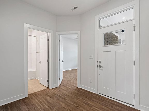 5th image of 8401 Bretton Woods Dr