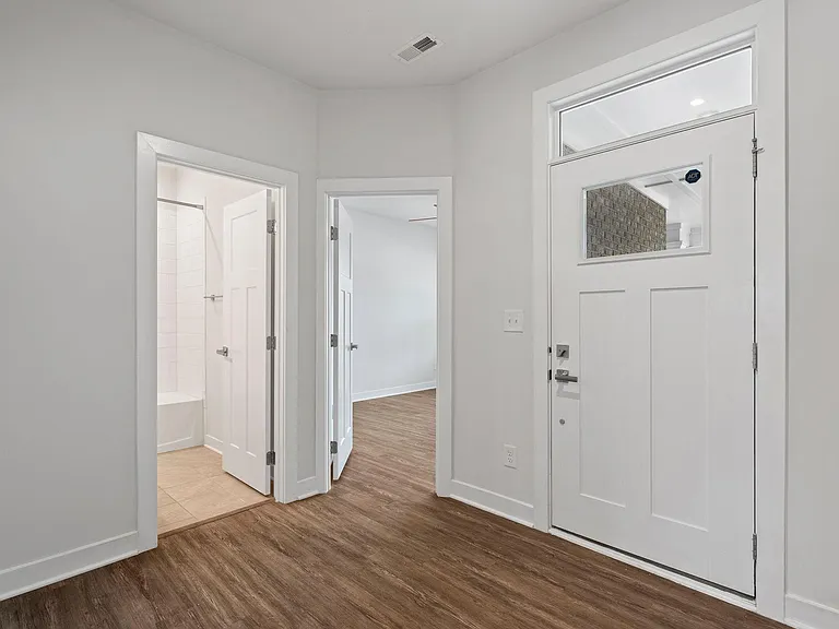 8401 Bretton Woods Dr — Photo 5