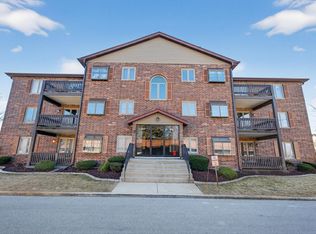 6419 Oak Forest Ave APT 2N, Tinley Park, IL 60477
