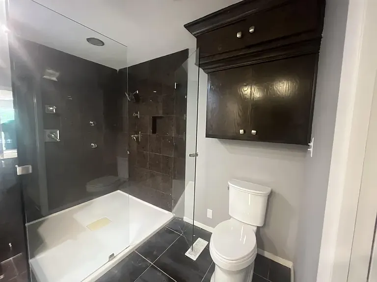 2135 Pine Hill Cir — Photo 9