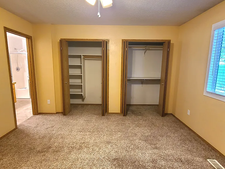 Primary bedroom, private bathroom