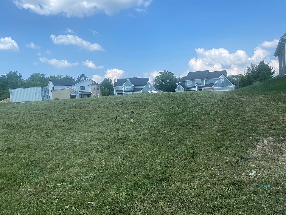 2nd image of 110 Gloria Dr