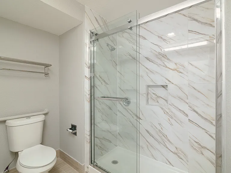 Avera Living - Memorial Apartments — Photo 51