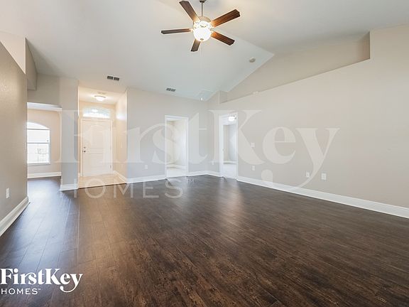 4th image of 1581 Lemon Ave
