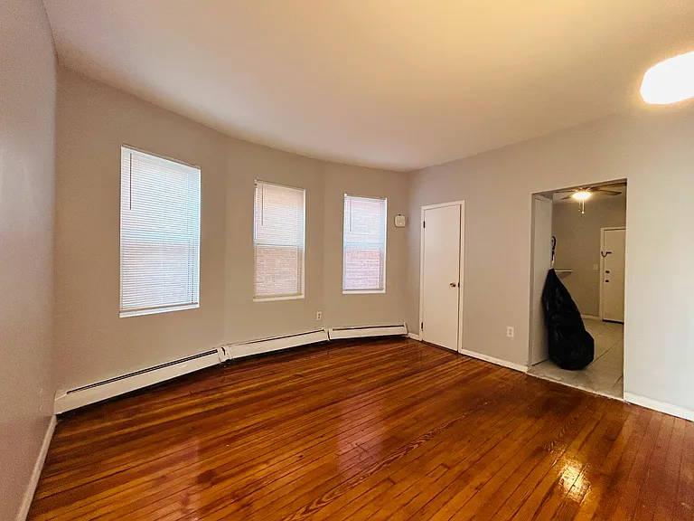 Living Room with a commercial router from landlord (Wifi ready) and a closet