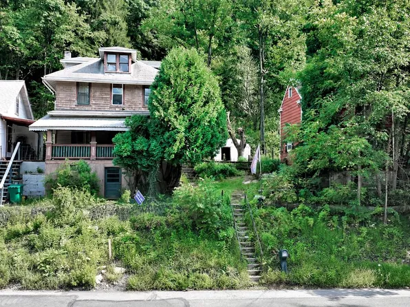900 Garfield Ave, Pottsville, PA 17901
