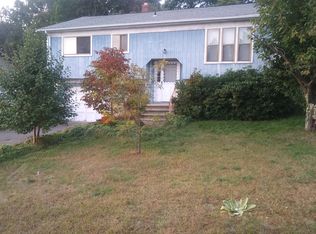 76 Bluebird Dr, Naugatuck, CT 06770