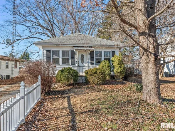 2925 S 4th St, Southern View, IL 62703