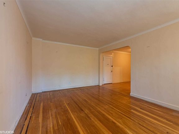 5th image of 69-10 Yellowstone Blvd #414