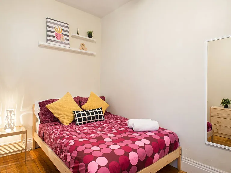 58 Queensberry St #3 — Photo 13