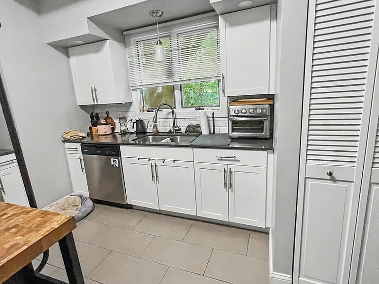 114 Walnut Ave — Photo 14