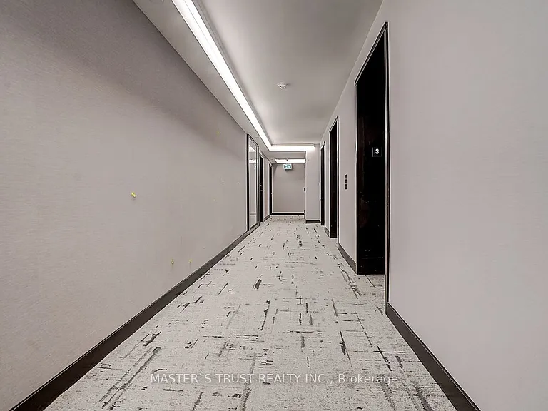 609 Sherbourne St #305 — Photo 4