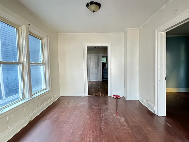 443 Winslow Ave #1 — Photo 5