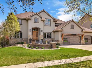 5604 S Jersey Tess Dr, Sioux Falls, SD 57108