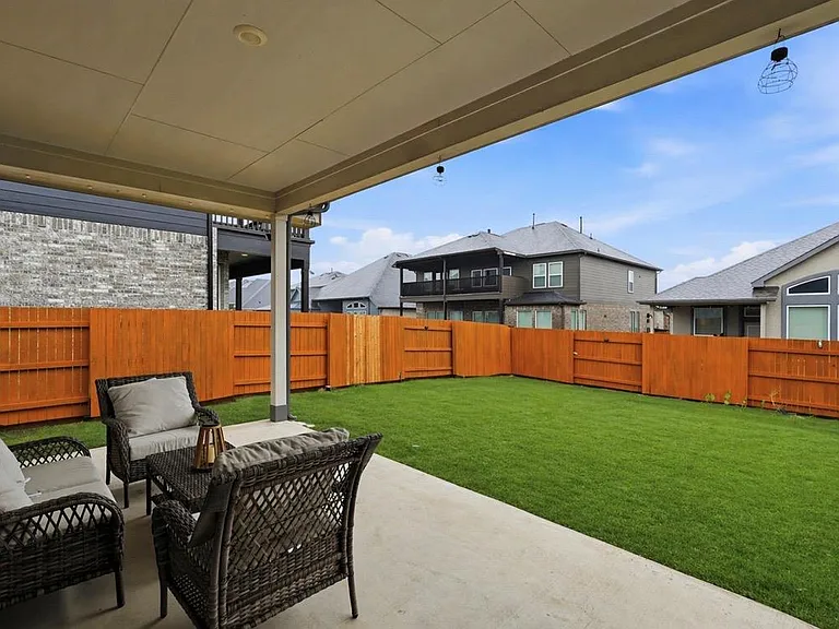 169 Soft Elm Dr — Photo 34