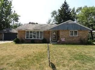 1011 Lebanon St, Aurora, IL 60505