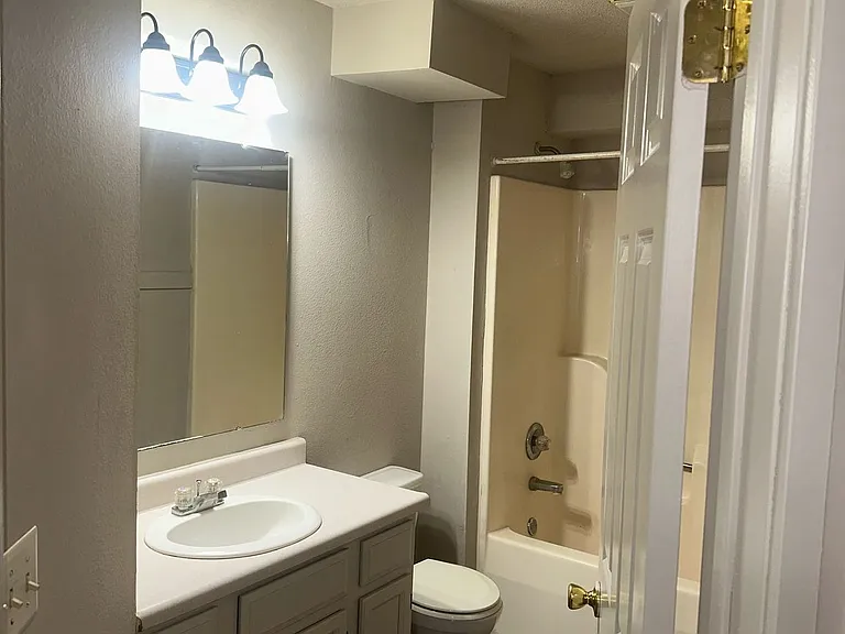 952 Boston Way #9 — Photo 7