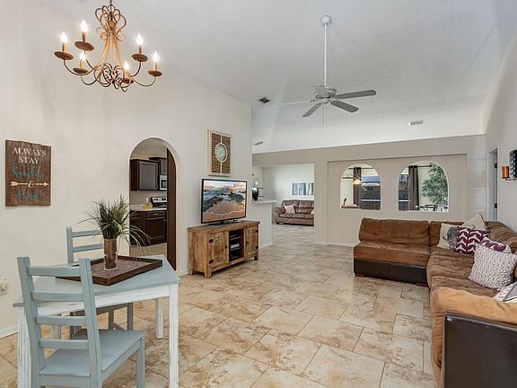 4th image of 12549 Sterling Run Ct
