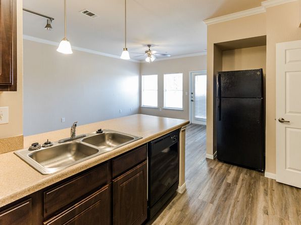 924 E Emory St #2107