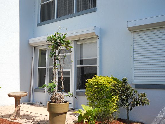 First Floor - Easy Access!