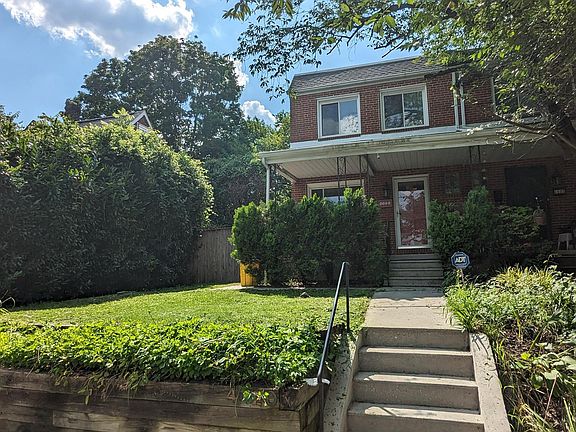 2nd image of 4420 Clydesdale Ave