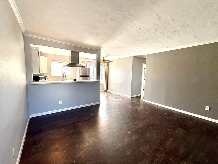 4262 Wilson Ave #13 — Photo 9