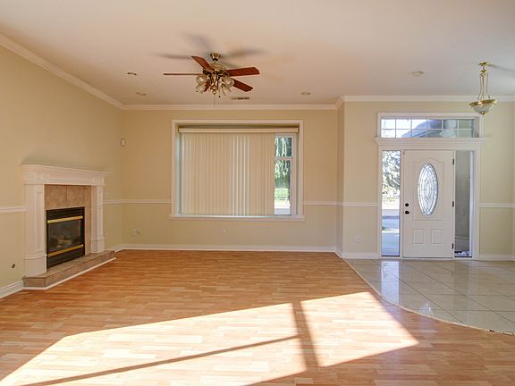 4th image of 3420 Dry Creek Dr