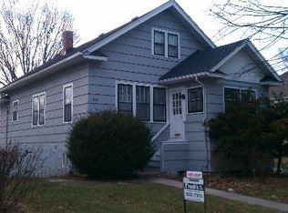 648 S Mitchell Ave, Elmhurst, IL 60126