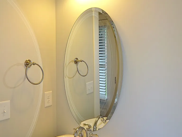 555 Polo Way — Photo 3