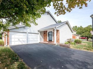 715 Turtle Cv, Ballwin, MO 63011